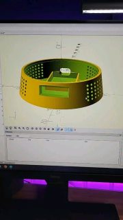 Nach einigen Testdrucken und Anpassungen des Gehäuses in #openscad ist der erste CO2 Sensor fertig🔥 Integration ins #smarthome bzw in #homeassitant via #mqtt läuft auch 🏠 Jetzt sieht man auf einem Blick, ob man lüften sollte - bzw lässt sich das nun natürlich auch automatisieren 😏 #CO2Sensor #Luftqualität #Prototyping #DIY #MakerCommunity #Elektronik #SmartGadgets #makerlife #diyidea #3dprint #3ddruck